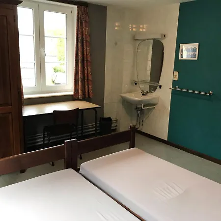 Hostel Centre Louis Delobbe *
